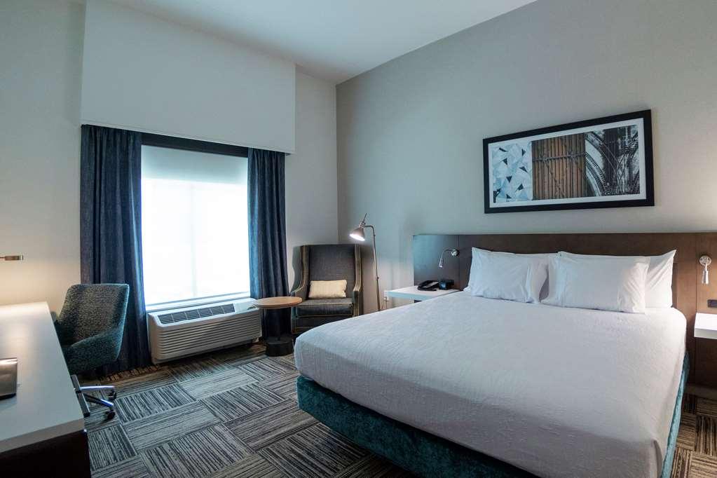 Hilton Garden Inn Spartanburg Pokój zdjęcie